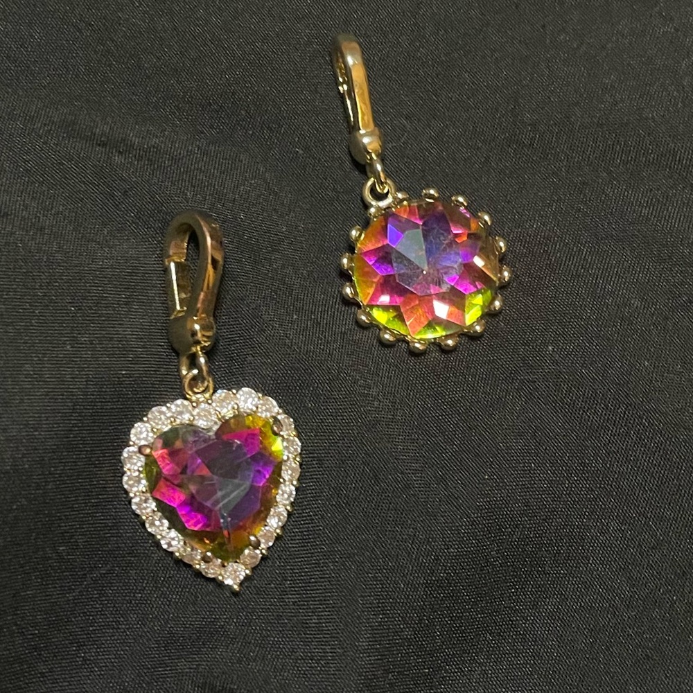 Feed Me Gems volcano charm bundle